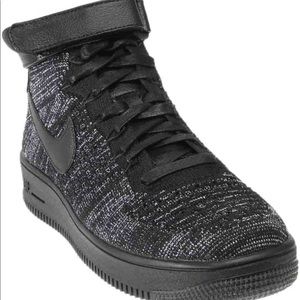 NEW Women’s Nike Airforce One Airforce 1 Flyknit